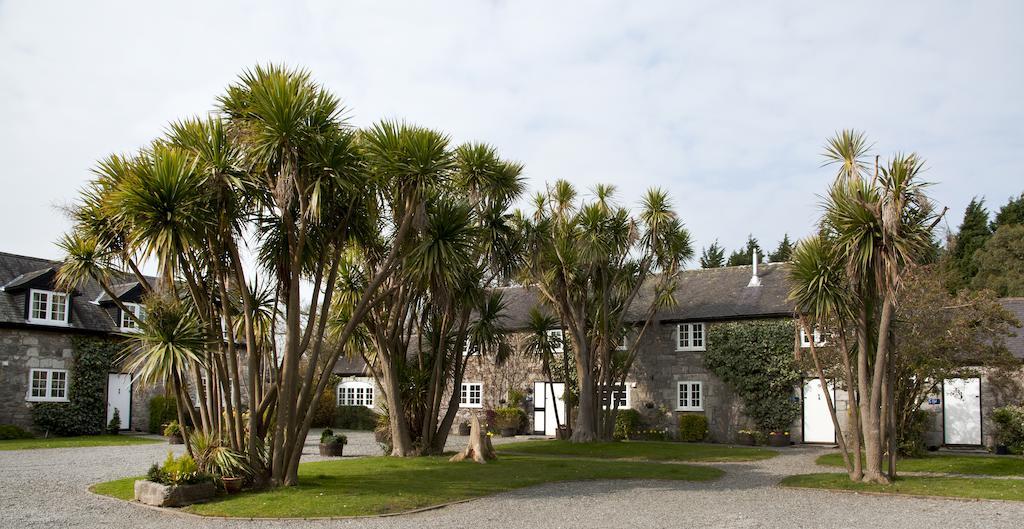 Tros Yr Afon Holiday Cottages And Manor House Beaumaris Exterior photo